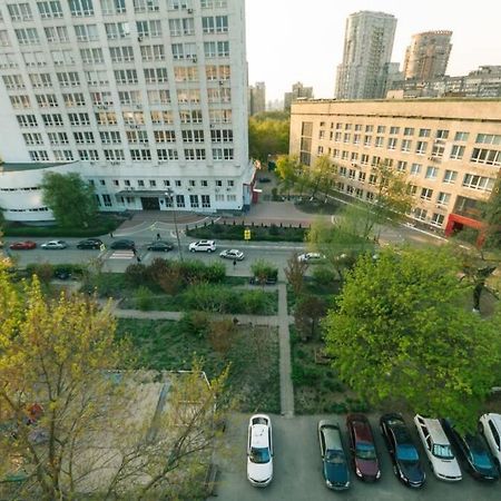 Уютная Студия На Метро Печерская В Центре Киева 基輔 外观 照片